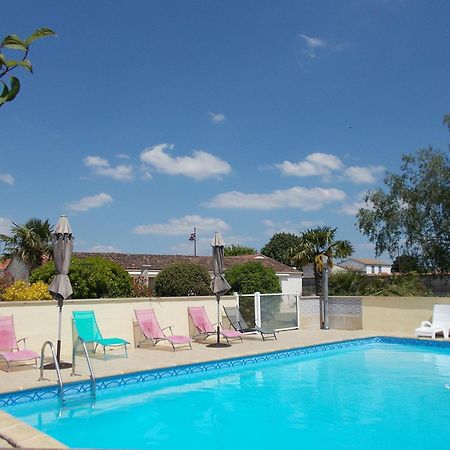 Le Clos Des Palmiers Saint-Ouen-d'Aunis Esterno foto