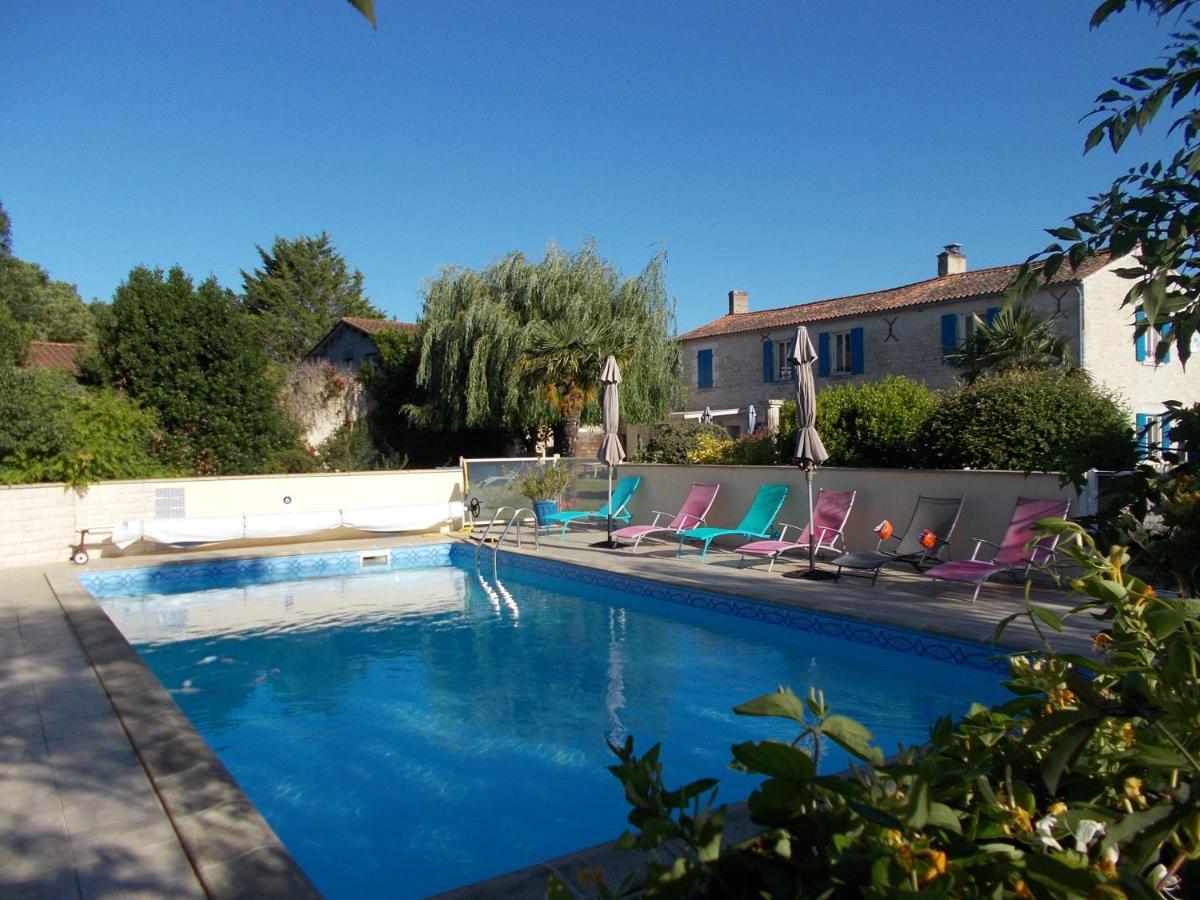 Le Clos Des Palmiers Saint-Ouen-d'Aunis Esterno foto